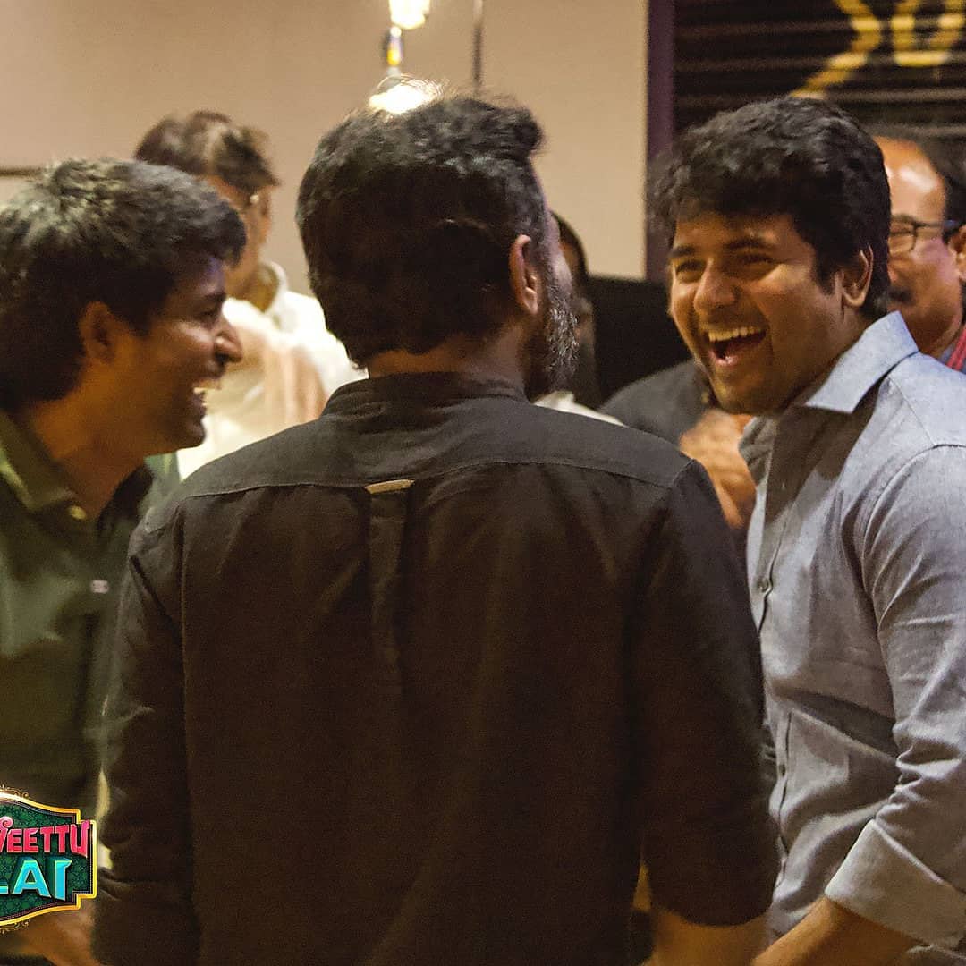 ranju_offl's tweet photo. #NVP movie success party celebration ♥️🤗

@Siva_Kartikeyan || @pandiraj_dir
@immancomposer || @sooriofficial || @natty_nataraj

@AnandSkfc || @navneth || @AllIndiaSKFC

#1YrOfFamiliesFavNVP || #1YrsOfBBNVP 
#NammaVeettuPillai || #NVPDay https://t.co/a38R9BDcm7