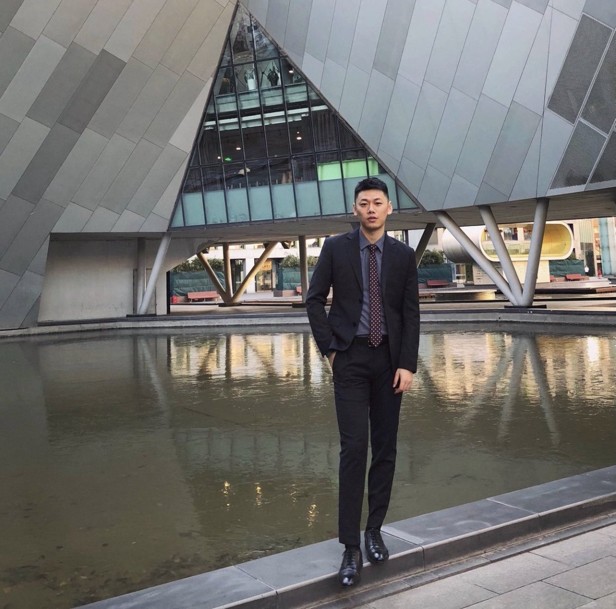 sx84604818's tweet photo. 👔西裝愛好者👔 https://t.co/l2BIZLemP3