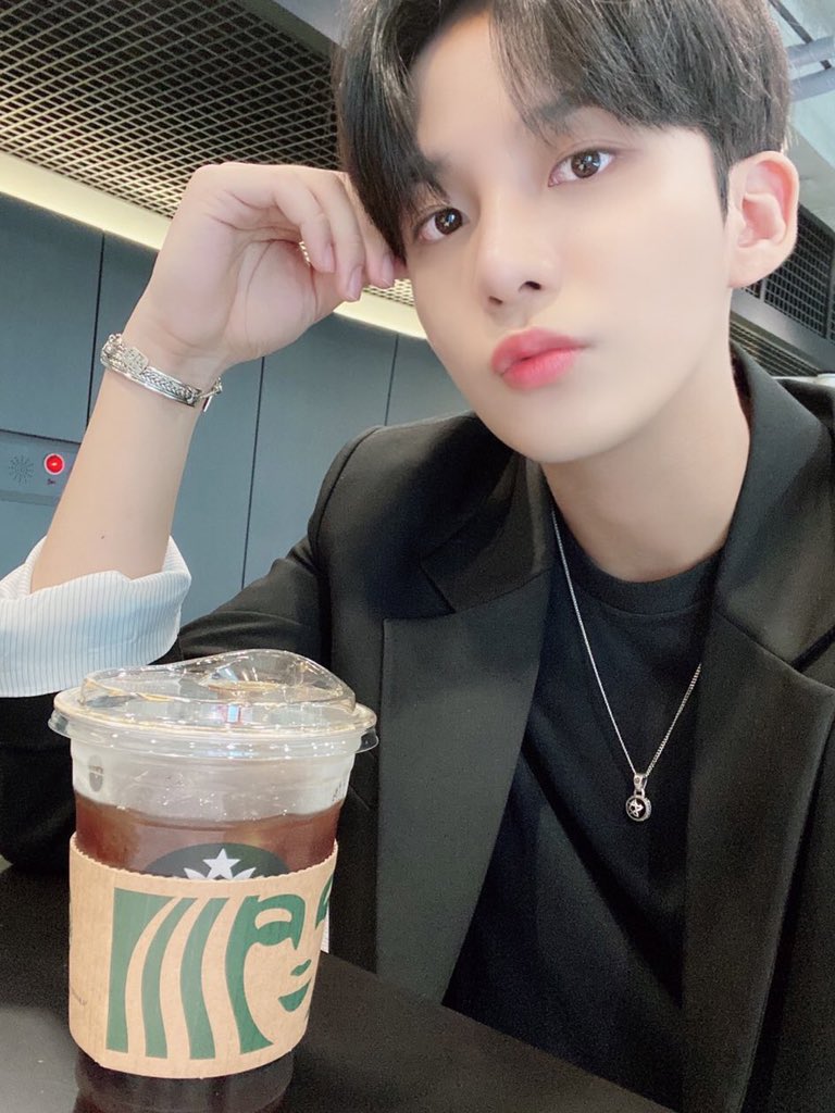 cafes will be your no.1 meeting place and he will always order his americano that you start to wonder how much caffeine he has consumed in his entire life