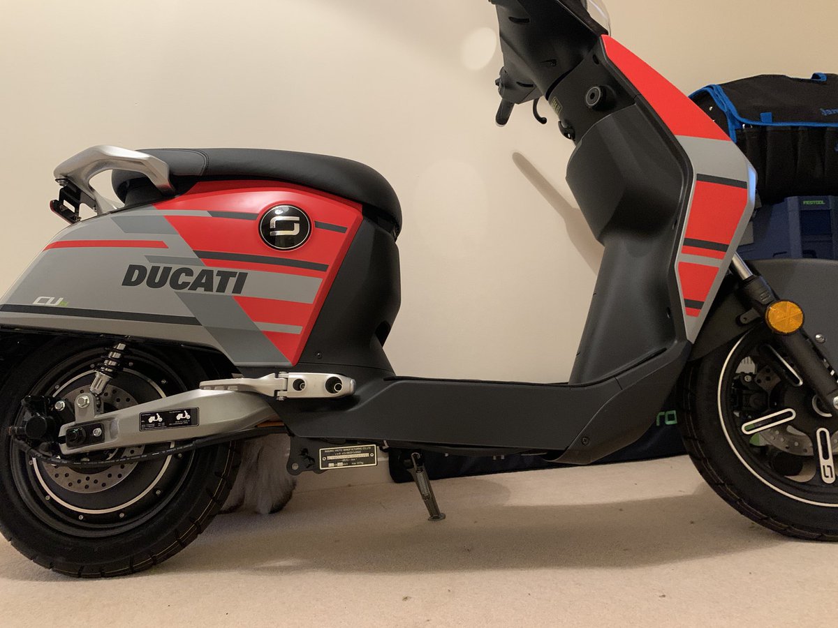 fixitunlimited's tweet photo. @Jimwhit69 morning Jim. Have you had a go of a super soco cux. Electric scooter? I hear that Ducati teams are using them for pit bikes. https://t.co/lKoLD2YXdt