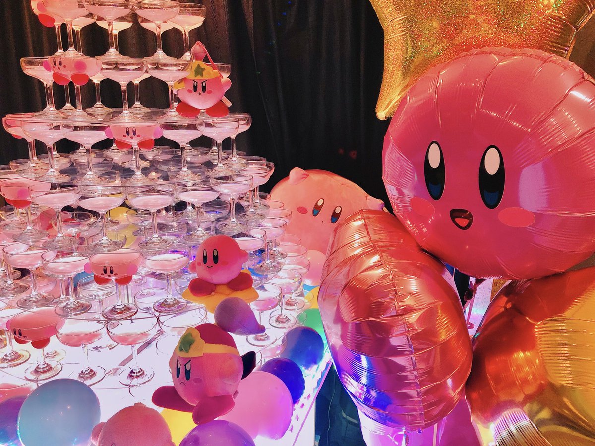 シャンパンタワー職人 そしてみんないい顔してる 本日もありがとうございました カービィタワー