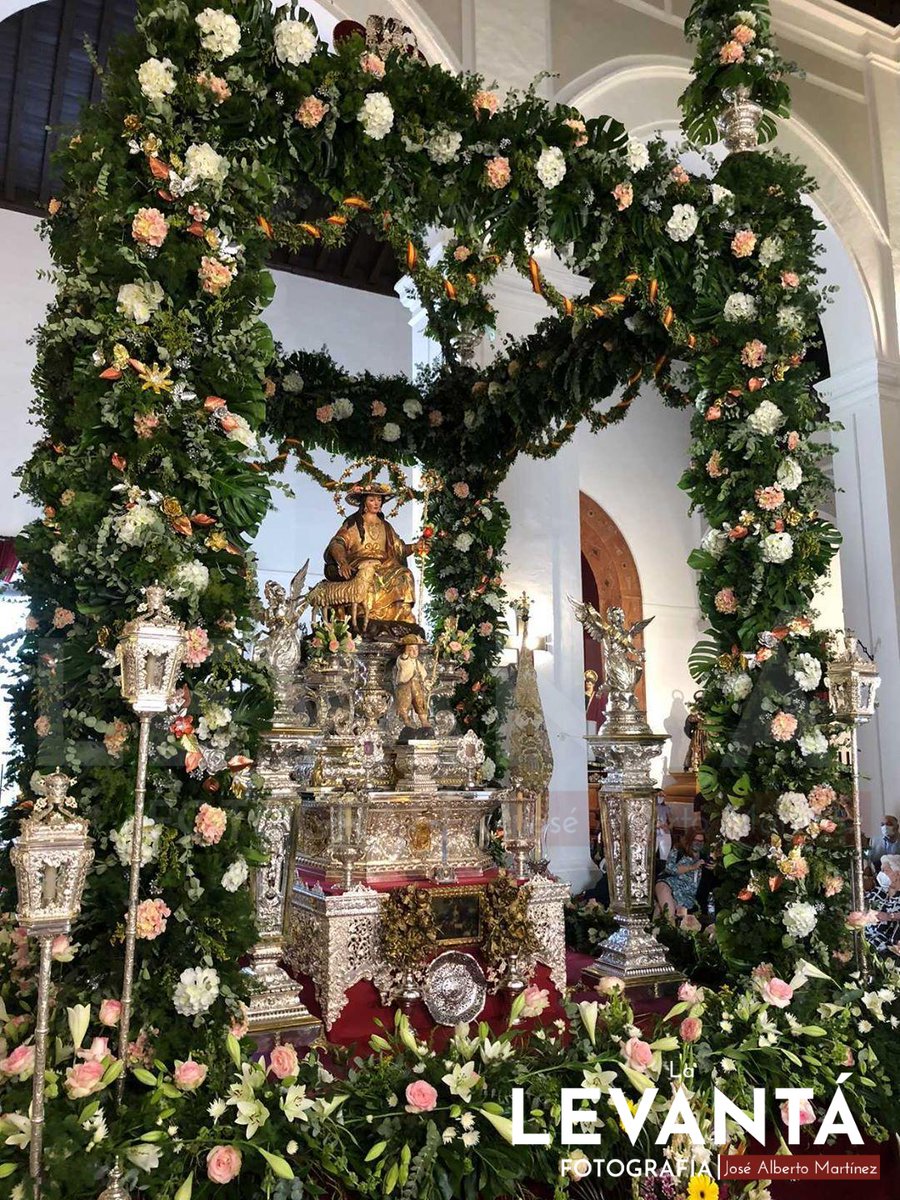 lalevantaweb's tweet photo. 📷 CANTILLANA - Se vuelca con su Romería de la Divina Pastora, ¡Viva la Divina Pastora! ¡Viva Cantillana! @_Divina_Pastora

#LaLevantaweb #Cantillana #DivinaPastora #Glorias2020 #photooftheday #Romería2020 https://t.co/3QTC7bDmgO