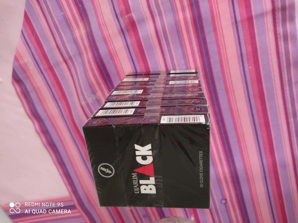 Doublefusioon's tweet photo. Bugünlük karton fiyatı 235 tl dir 3 er karton kaldı YETİŞEN ALIR!!!! #doublefusion #cigaretteshop #freeshop #djarumblack #djarum #mentöllüsigara #marlboro #marlboromentollu #toscanello #heets https://t.co/1XsKpxoRLf