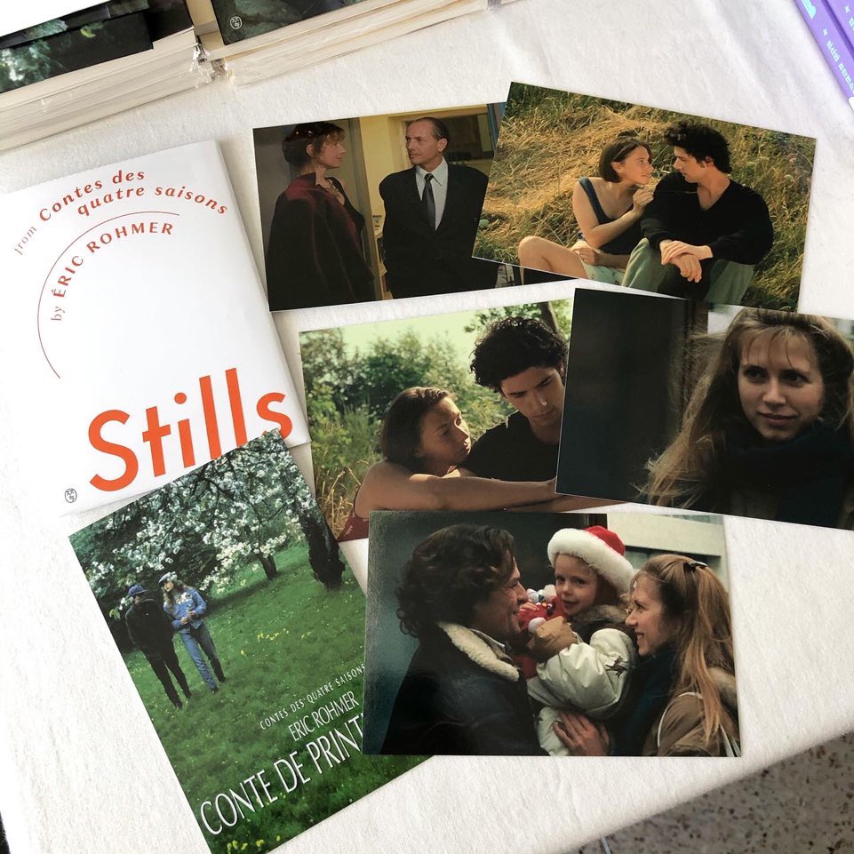 • STILLS by Eric Rohmer 흘러가는 영상의 순간순간을 붙잡고 싶은 분들을 위한 스틸집입니다. ⠀ • 함께 읽는 에릭 로메르 한쪽책 영화평론가 정성일,...