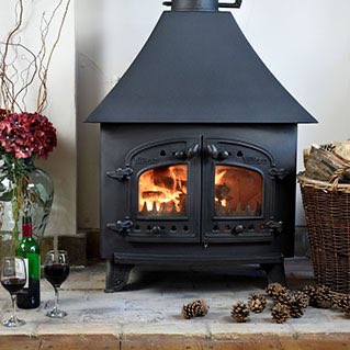 wattishamhall's tweet photo. Looking for a break for 6 people? Take advantage of our 20% low occupancy discount this autumn in the spacious Owls End that normally sleeps 10 #suffolk #selfcatering #holidaycottages #ruleof6 #AutumnTreats #weekendbreak #staycation https://t.co/pAr3O0H3EY
