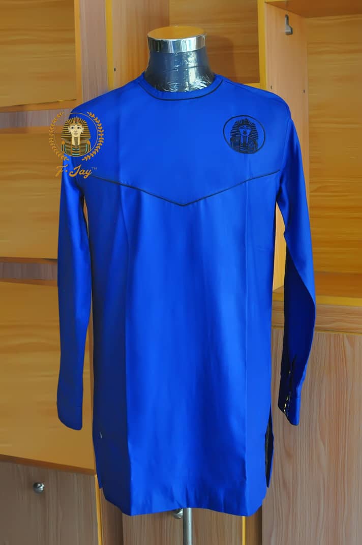 frizzyjagz_'s tweet image. You don’t owe me a Retweet, but just this one will mean a whole lot to me 🙏 

We make the best hand crafted Senators in Nigeria. All hand made embroidery 😎
Give us a trial today for an unprecedented level of satisfaction.