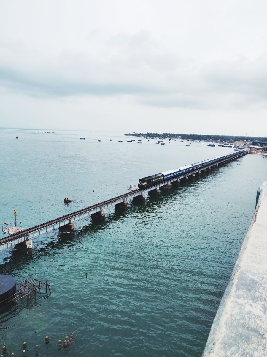 #WorldTourismDay 
#IncredibleIndia  🇮🇳
#PambanBridge

എന്റെ ക്ലിക്ക് 📷😇