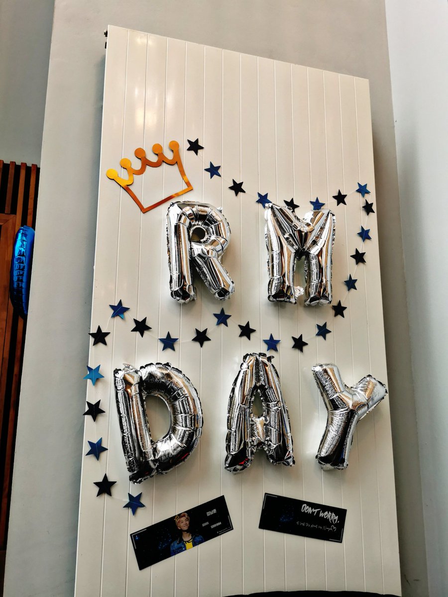mikrokosmoscafe's tweet photo. ๐Recap FFM RM Event
Dear Frankfurt Army, thank you for coming and celebrating Namjoons birthday with us!
A big Thank You to @heartland94_rm for working with us and providing all the goodies! It was our pleasure ๐
#map_of_the_king
#map_of_joon
#MikrokosmosWithRM https://t.co/wOktpv6Xgb