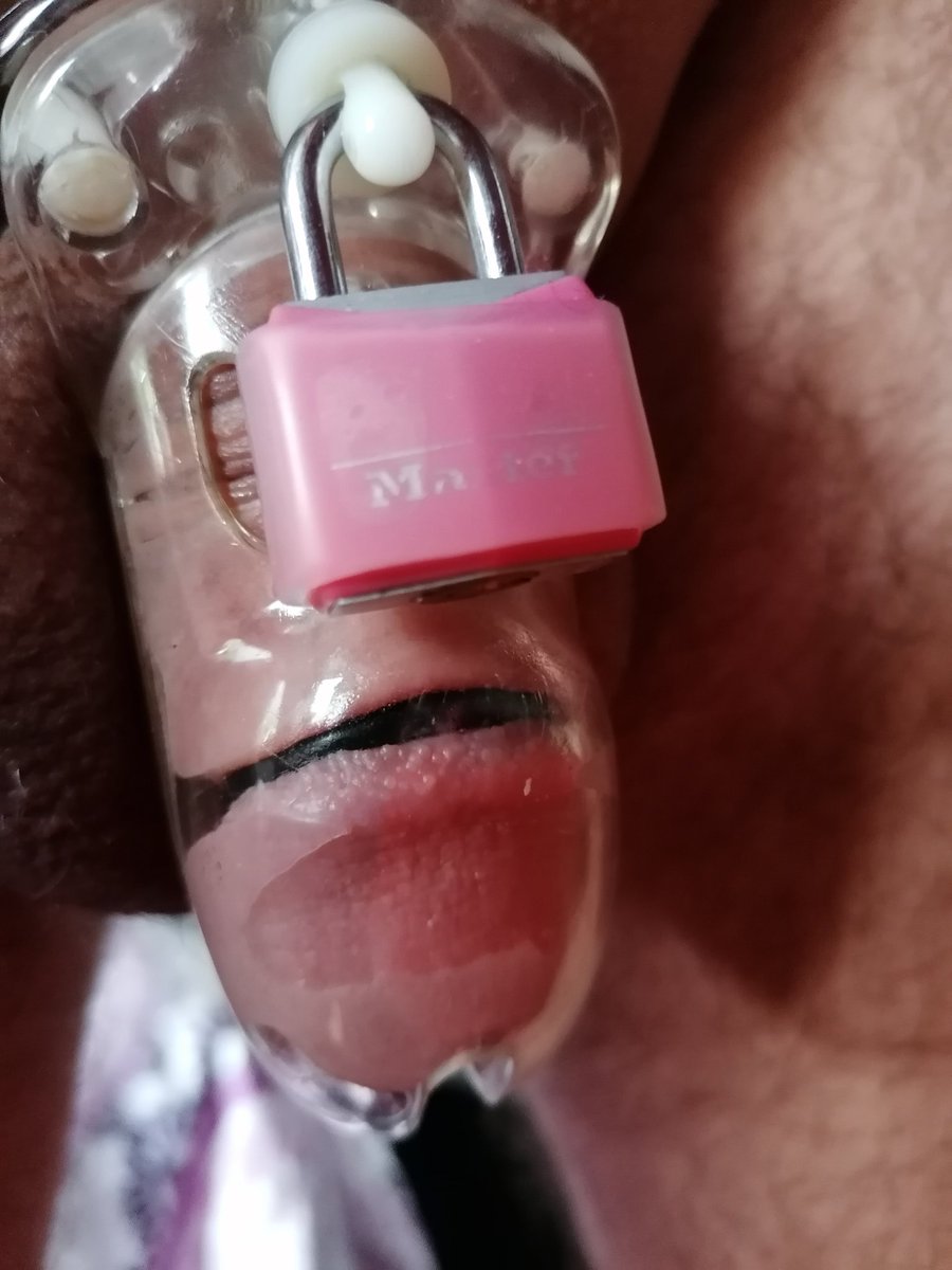 Steel_Chastity's tweet photo. All set and done for#LOCKtober. Last time cleaning and shaving and back locked in for at least one month. A rubber O-ring behind the glans, attached to the cage with a tiewrap, makes this device 100% secure. No cheating or slip out of the back of the cage for me. https://t.co/BFVbVvivdP