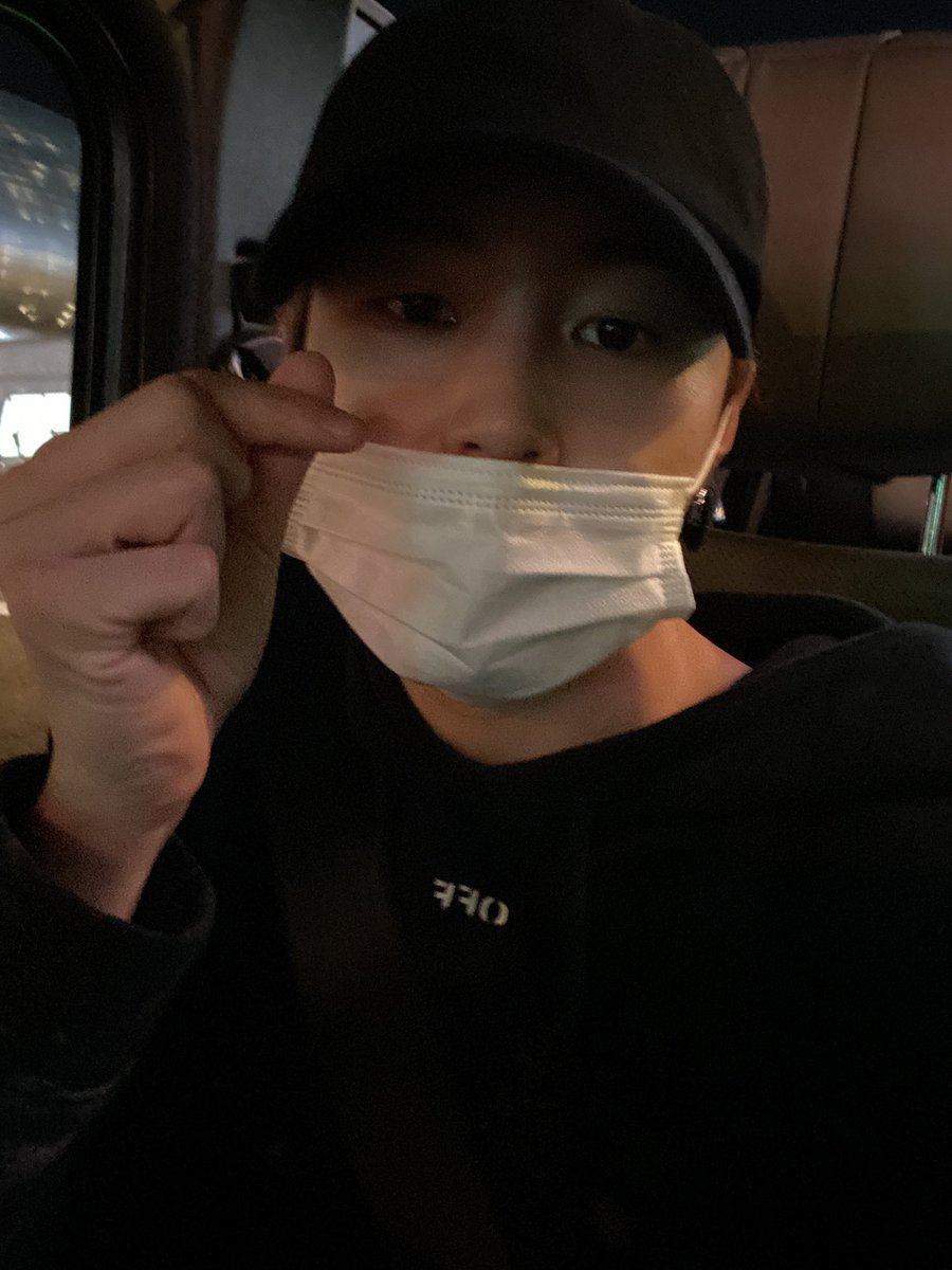 ❤️❤️❤️
하늘 여러분 보고싶어용