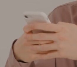 lilpwnjh's tweet image. แจฮยอนเปลี่ยนโทสับจริงด้วยอะ se2ป้ะนะ!? มีปุ่มโฮมด้วย