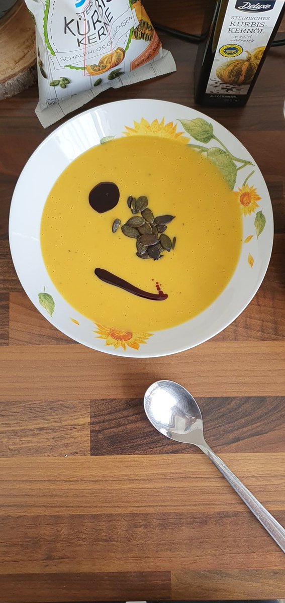 In the meantime, I made my first  #сырники and  #pumpkin soup.