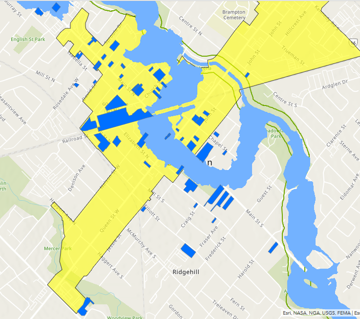 2/ In Light blue is the floodplain courtesy of the TRCA, in yellow is the current growth centre boundary (Peel Region is looking to expand the MTSA), in darker blue are Heritage Designated properties, which aren't a significant barrier to redevelopment, if the City is willing.