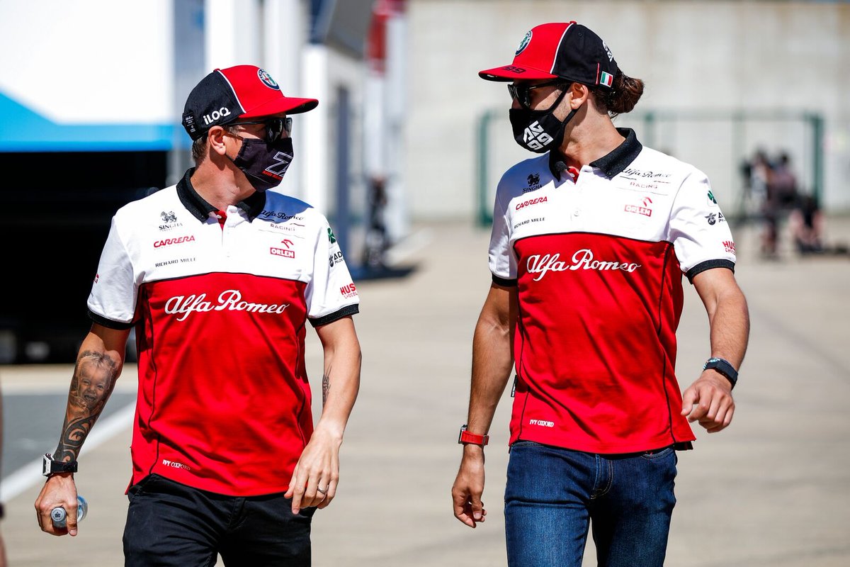 Anto_Giovinazzi's tweet photo. Probabilmente sei l'unica persona alla quale questo record non interessa niente 😅
Perch�� la differenza la fanno i numeri 1. I record anche 💪 🥇
.
322 races. 1861 points. 21 victories. The best is yet to come ❄️🔥
#Kimi7 https://t.co/8uhxRXBtZW