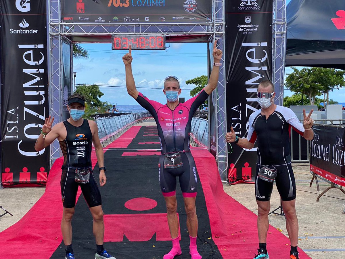 Your 2020 IRONMAN 70.3 Cozumel men’s podium: 🥇 @samgolong 🇺🇸 3:42:44 🥈 @TyButterfield 🇧🇲 3:43:45 🥉 @MauMendezmx 🇲🇽 3:46:58 Congrats! 🍾 💐