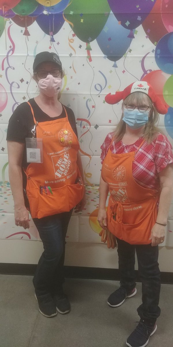 Helen and Shelly celaebrating Success Sharing with Crazy Hat Day!! <a href="/tajuana_b2736/">Tajuana Buckley</a> <a href="/bryce_bellinger/">Bryce Bellinger</a> <a href="/DJ_Elling/">D_Elling</a> <a href="/krystelbr9/">Krystel Brown</a>