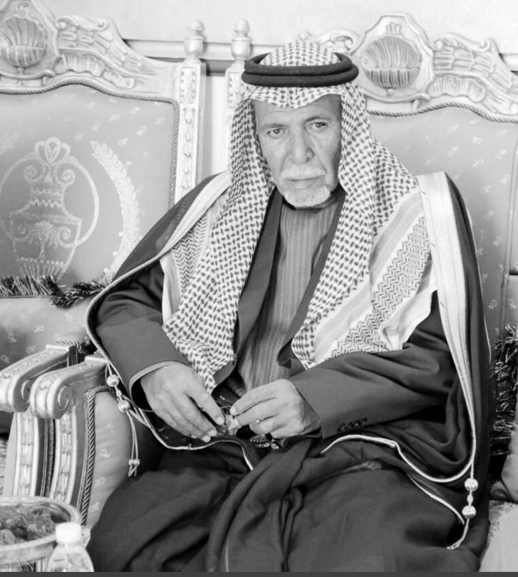 OMAR_BIN_ALLOSH's tweet photo. راح الامير اللي علينا خساره 
اللي بطيبه علينا عرفناه 
يالله عسى الجنه مقره وداره
ومن حوض نبيه يشرب بيمناه.
رحمك الله يا ابو محمد .. https://t.co/msEcZLlJXf