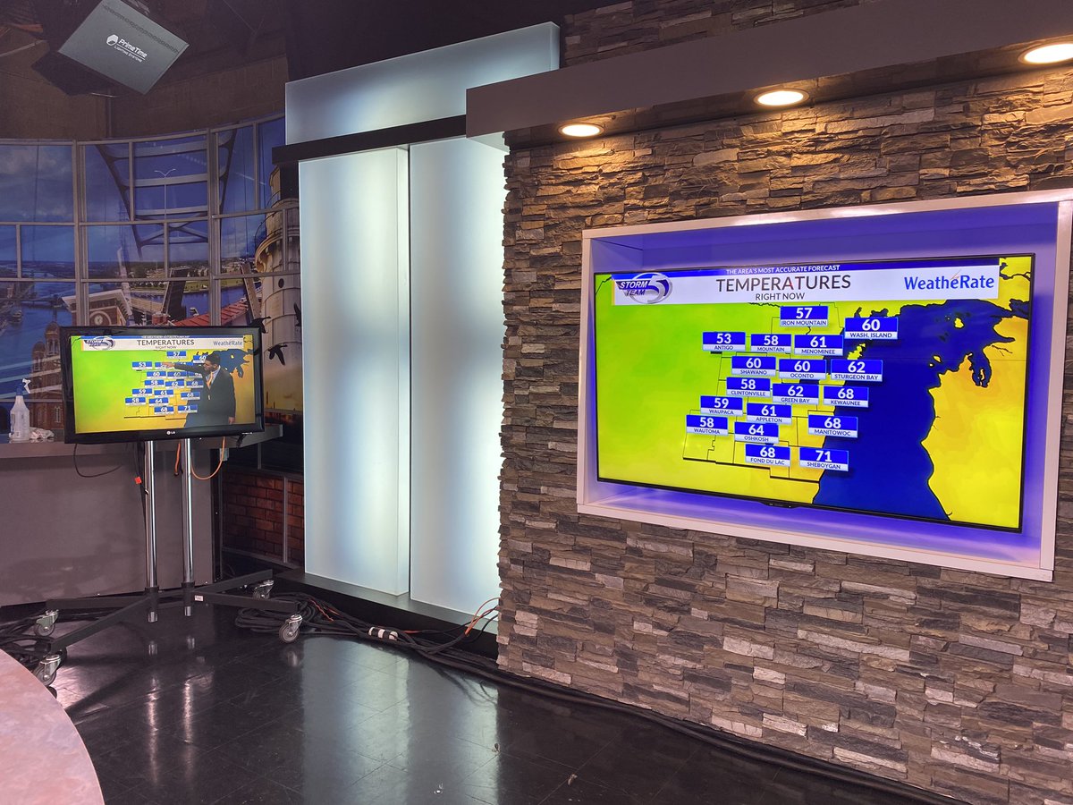 CalvinLewisTV's tweet photo. Had a new view this morning! 👀
If you tuned in to #Local5SundayMorning, you may have noticed a change. That’s bc we’ve got a new(ish) set! I do like the change in scenery but I will say I miss my chair 😅 https://t.co/NWaaLrbTZd