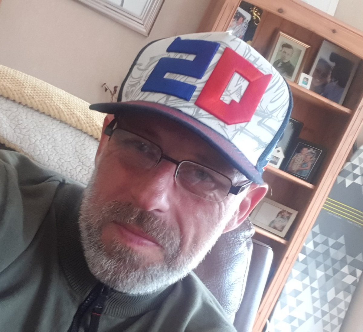 Come on <a href="/FabioQ20/">fabio quartararo</a> you got this today! <a href="/btsportmotogp/">MotoGP on TNT</a> <a href="/DonnaIbbott/">Donna Ibbott</a> <a href="/NeilHodgson100/">Neil Hodgson</a> <a href="/KeithHuewen/">Keith Huewen</a> <a href="/MotoGP/">MotoGP™🏁</a> <a href="/SilverstoneUK/">Silverstone</a>