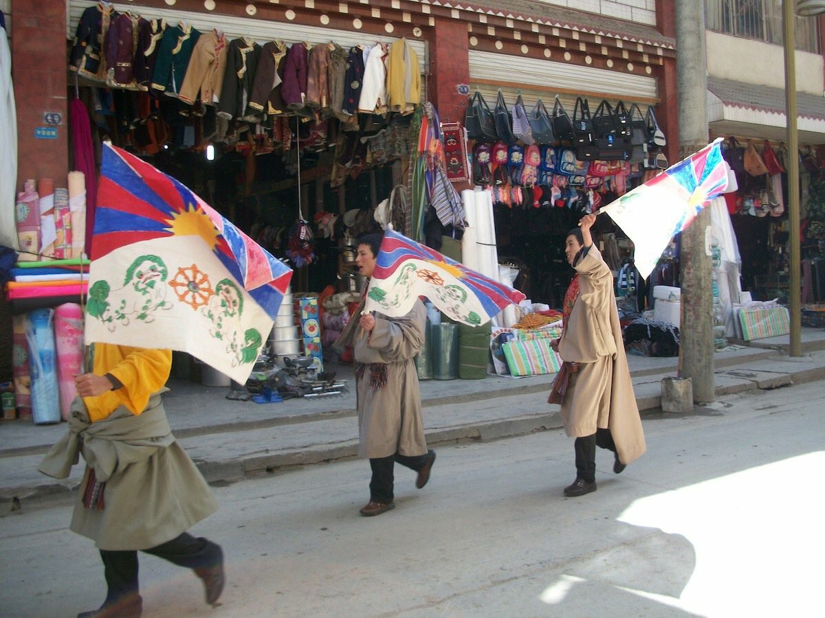 tenam's tweet photo. #flagsfortibet https://t.co/qMlws75JY2
