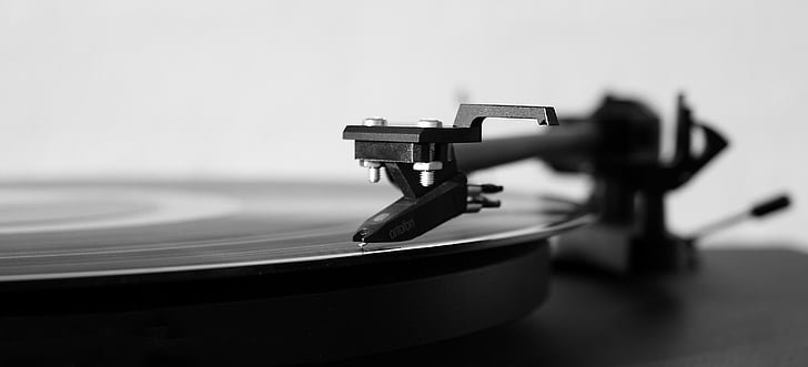 5) Yet despite reservations from naysayers or concerns over sound quality, sampling from tape was sometimes a necessity—as sought after vinyl and high-end record players were too pricey for some emerging producers.