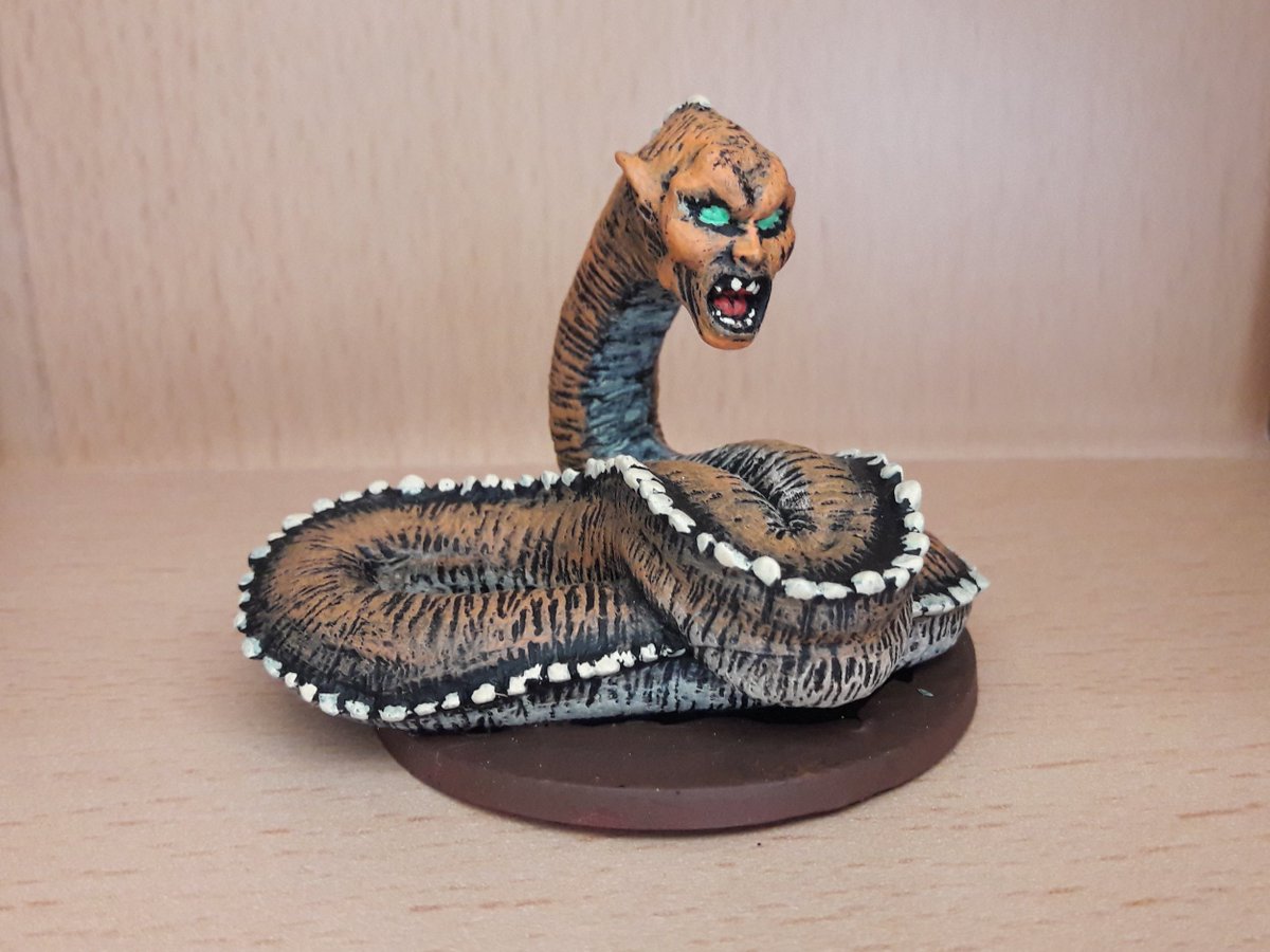 Back to painting Minis! This is a Naga from the DESCENT: JOURNEYS IN THE DARK (1. Ed.) Boardgame :)

#PaintingMiniatures #MiniPainting #PaintedMinis #ttRPG #WePaintMinis #PaintingBoardGames
