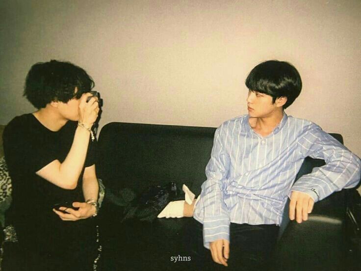 this is yoonjin. cropping and editing it for your au covers is not cute :)