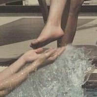 i can't believe i have to clarify this, y'all were fighting over a foot and hand so here's the full pic 