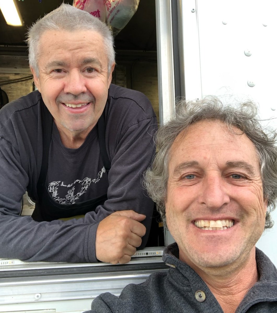 MillersCorn's tweet photo. During these New Normal times it's great when old Friends drop by to Visit. #itsNotAPartyWithout Friends https://t.co/zPa8Nia4gN