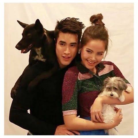 She even appeared in a magazine with Yaya and her dog Hapa What a happy fur family  #ณเดชน์  #nadech  #kugimiyas  #nadechyaya
