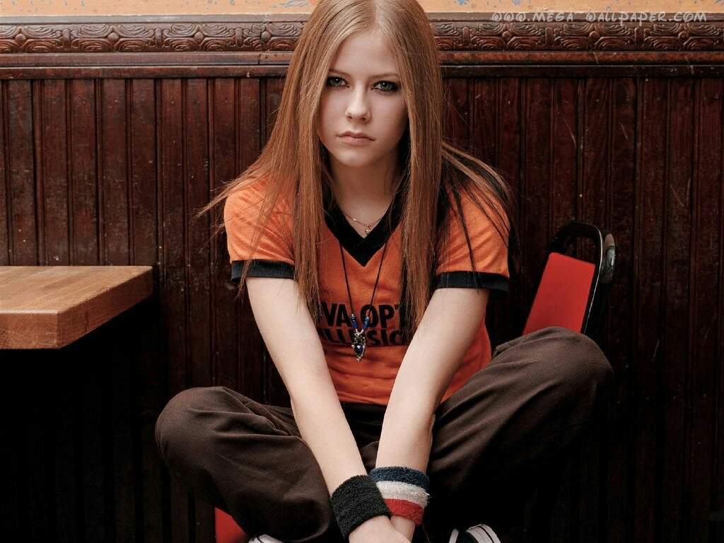 Parabéns, Obrigado por tudo que você representa! HAPPY BIRTHDAY AVRIL LAVIGNE 