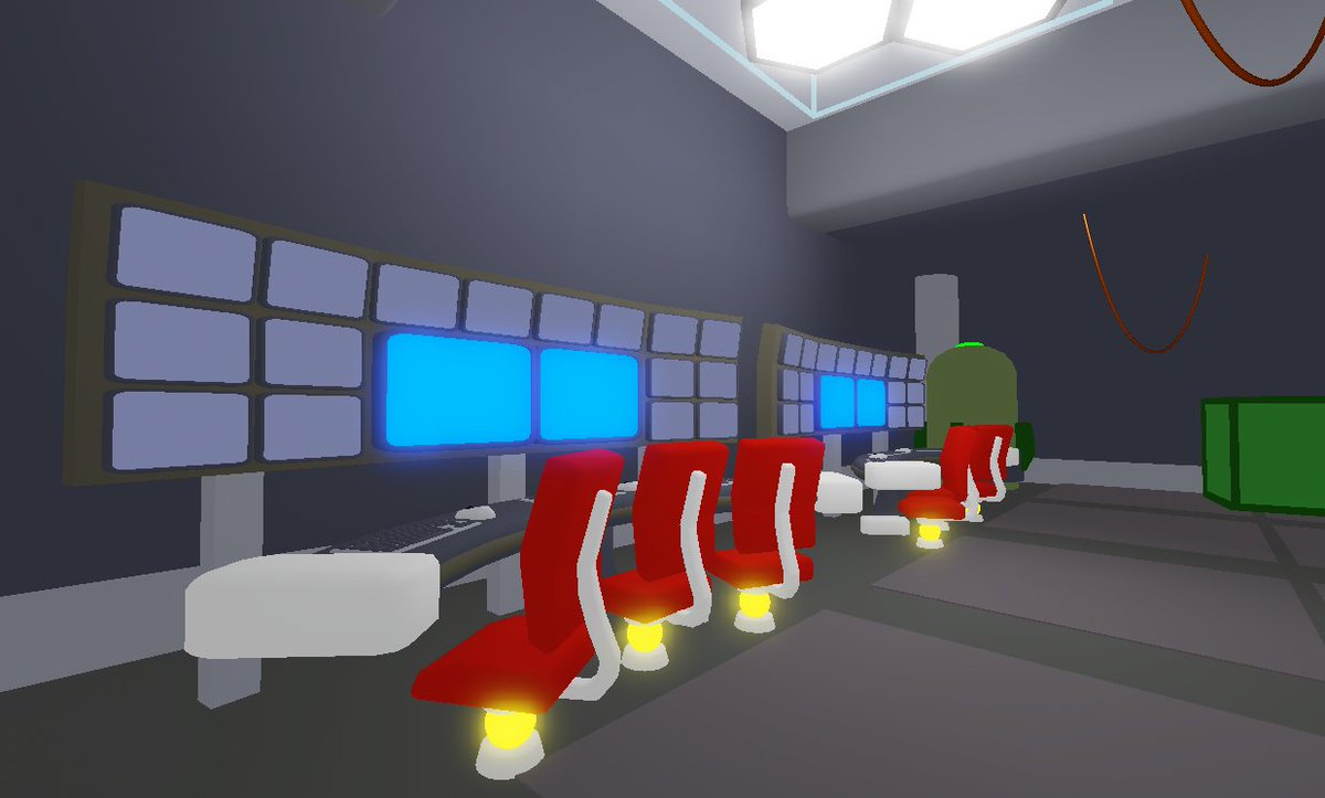 InsightRoblox's tweet image. Our new game "Traitor" is in its last stretch of development and coming out very soon!🚀
#Roblox #RobloxDev