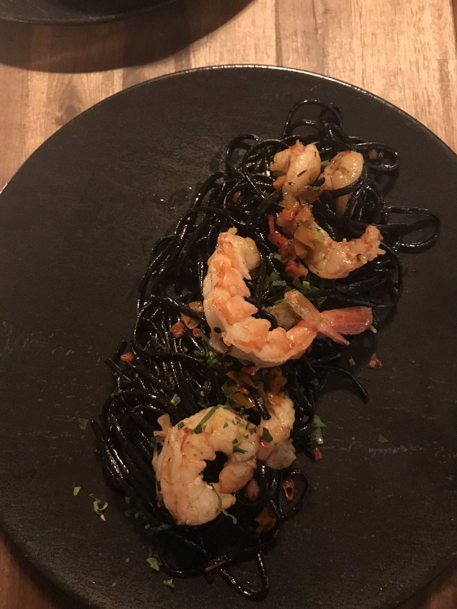 BlessSeretseF_R's tweet image. #thecookoff ya today #TeamFifikins