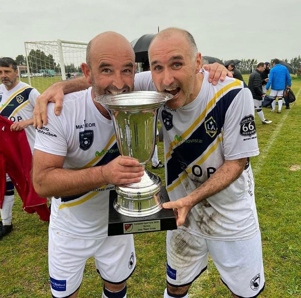 SpfLos's tweet photo. Felicitaciones a nuestros vecinos  ⁦@SpfGalaxy⁩ merecido campeón!
La copa se queda en California!
👏👏👏
⁦@PapifutbolSemi⁩ https://t.co/QgLt4JMDKz
