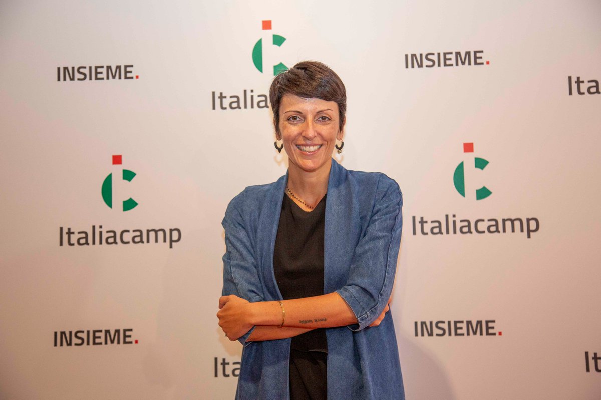 Con <a href="/ScarpelloSerena/">Serena Scarpello</a> abbiamo un nuovo consiglio direttivo: <a href="/lorenzabaroncel/">lorenza baroncelli</a>, Cristiana Capotondi, <a href="/StefanoFeltri/">Stefano Feltri</a>, Maria Grazia Magro, <a href="/chiccasantini/">Federica Santini</a>, <a href="/AChiriatti/">Andrea Chiriatti</a>, <a href="/GaiaMarcorelli/">Gaia Marcorelli</a>, <a href="/ErnestodiGio/">Ernesto Di Giovanni</a>, @IlaLorenzetti, Fabio Romagnoli. Insieme a loro <a href="/butarich/">Francesca Buttara</a> nel ruolo di advisor 🟥