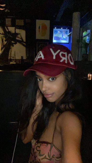 Watch perc cobain's leaked NSFW photo on TwXstars