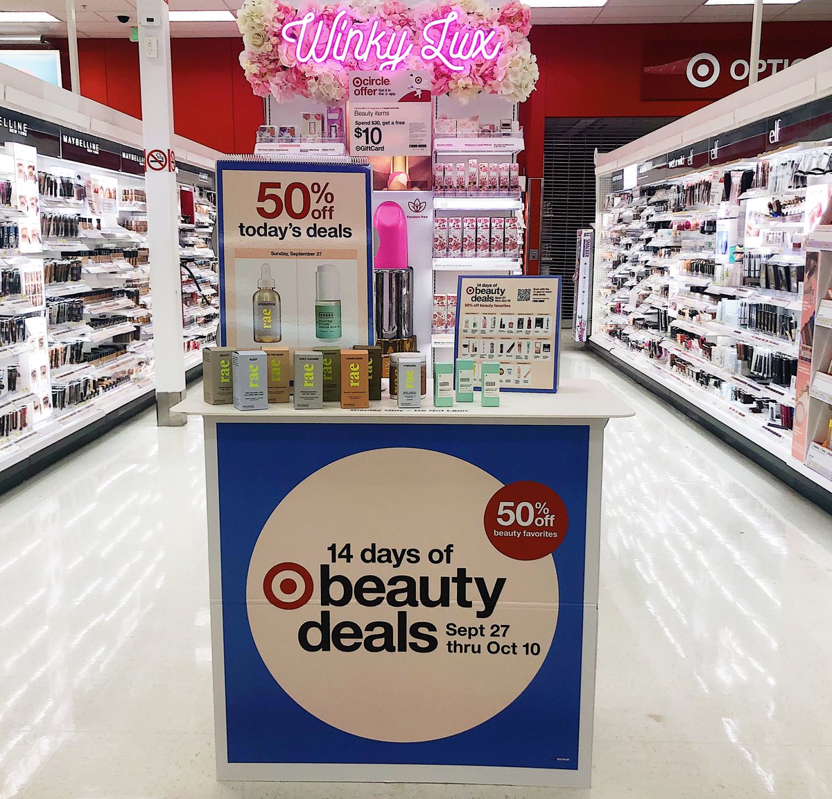 It’s my favorite time of the year for 2 reasons! Not only is it the beginning of fall, our 14 Days of Beauty Deals begins today! Stop by beauty each day to get some of your favorite products (or discover some new faves) for half off! No tricks, just treats! ☺️ 🍭 💄