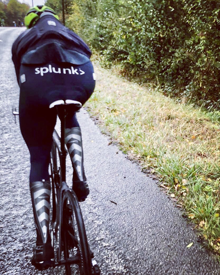spatzwear's tweet photo. Pro riders choose the best kit to get the job done!
Our #RDMN2 overshoes: Warm, Visibly reflective, Slick and Aero.
Get involved! #thanks4coming
https://t.co/2h2Ce0s3yF https://t.co/Saj8SEV8zc