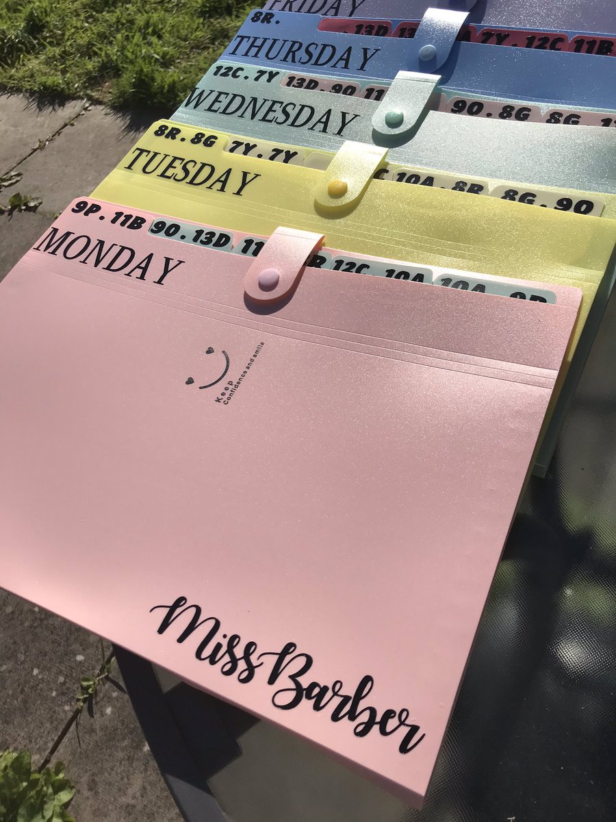 alexbarber91's tweet photo. My week A timetable is brutal but excited to start using these to keep me organised!! (Hopefully making the week a tad less brutal!) π #stationaryobsessed #personalisedeverything https://t.co/umE8wX1EDj