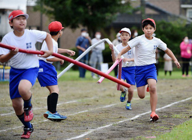 これは草 長さ2mのバトン コロナ対策で小学校の運動会に導入 虚構新聞かと思ったら現実 みんなの反応まとめ まとめダネ