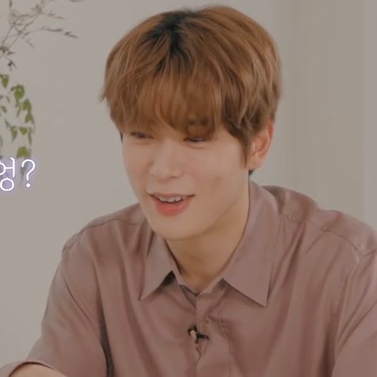 hourlyjaeh's tweet photo. #NCT재현 #JAEHYUN #재현 #NCT127 https://t.co/eeXQEcsJBd