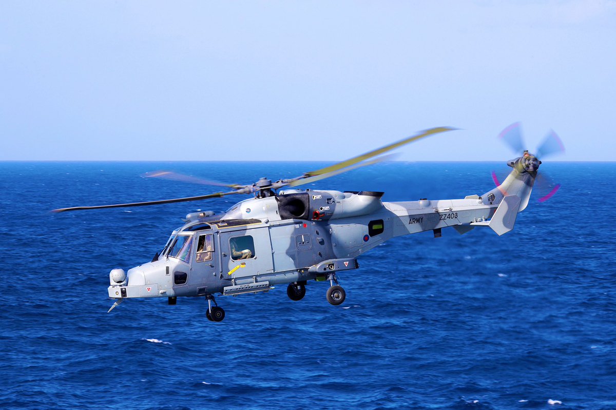 The Deep blue... Commando Wildcat AH, ZZ403, departing @RFALymeBay on a reconnaissance flight #LRGX @ComdLittoralSG @HMSDragon @42_commando @hms_albion