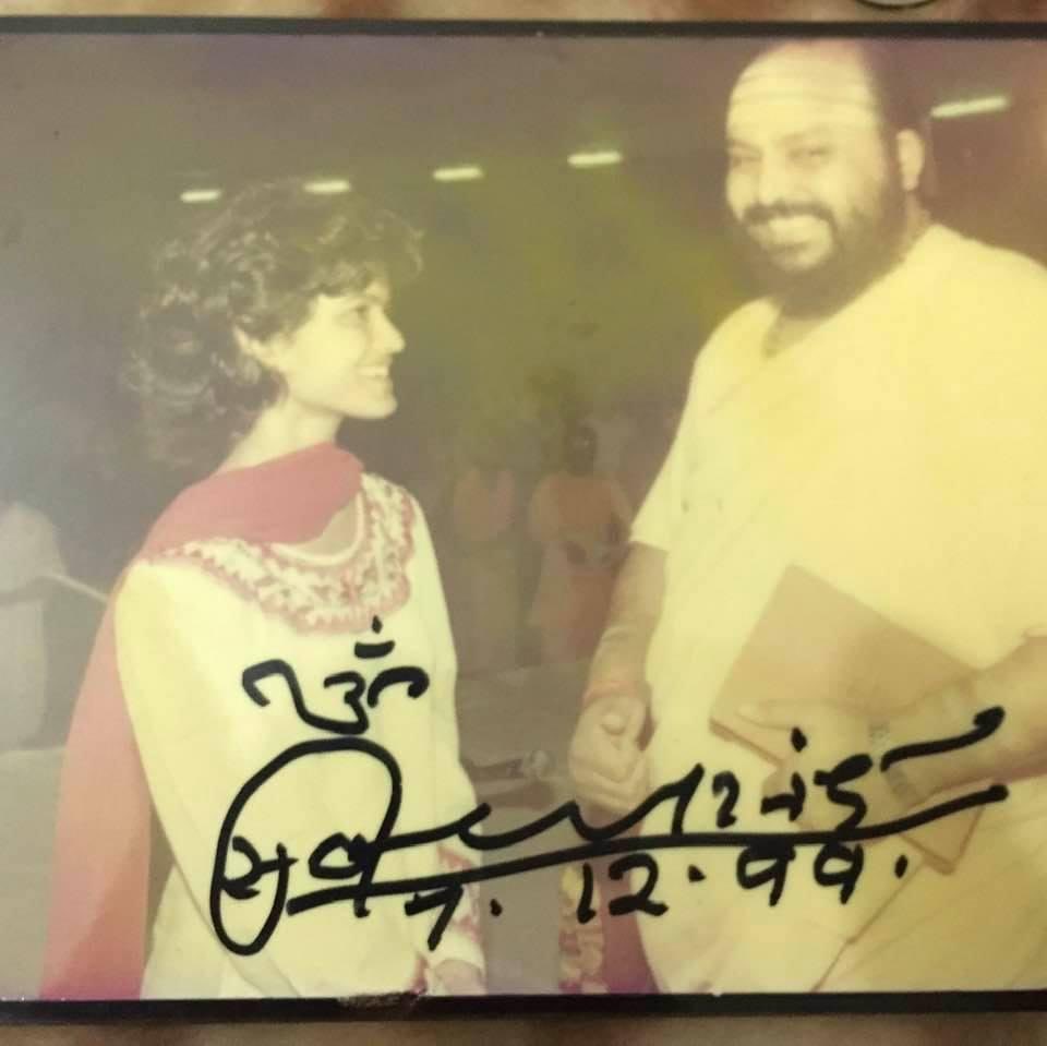 Shalini Trivedi (मोदी जी का परिवार) on X: With a very heavy heart this is  to say that our param pujya swami Subodhanand Ji attains maha samadhi. Was  very blessed and fortunate