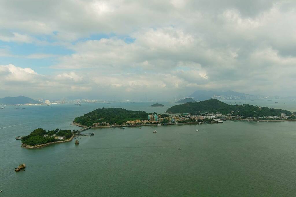 mongkok93's tweet photo. 坪洲 Peng Chou Island shot on Autel Evo II Pro なんと6K撮影可能なAutel EvoII Pro、飛行安定性、通信安定性ともに素晴らしい。#autel #evoiipro #hongkong https://t.co/pvRY8p05IH https://t.co/izuayT8NSt
