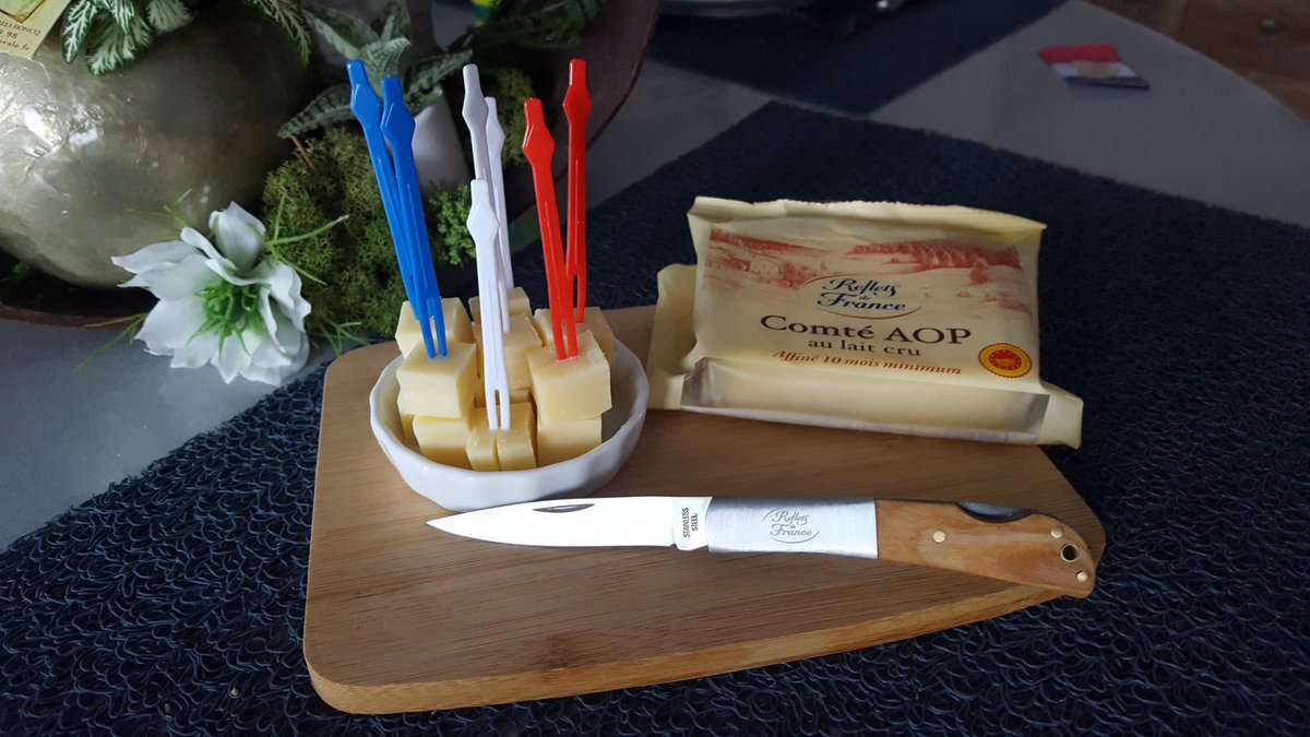 PassionsByCath's tweet photo. #ByCathTestForYou adore le Comté AOP Reflets de France, fondant en bouche et plein de saveur !
En exclusivité chez @CarrefourFrance
Merci à @voo_fr pour cette magnifique aventure !
#GoutdesTraditions #Carrefour #RefletsdeFrance #sponsorisé #LiberonsNosSaveurs #Terroir #ByCath https://t.co/Okd3K7hC9V