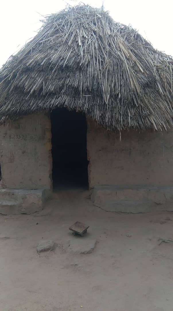 modoub20's tweet image. No complaining.
Others are homeless.#poverty
#begrateful
#givelove to help it grow.
#humanitycomesfirst 
#helptheneed