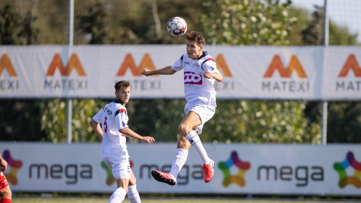 rfcliege's tweet photo. 🔚 Boom-RFCL 0-0. Les Sang & Marine débutent par un nul blanc. Les tentatives de #Köse, #Gerstmans ou #MartinSuarez, notamment, n'ont pas suffit pour trouver l'ouverture. Liège n'a été que rarement mis en danger 🔴🔵 #BoomRFCL #Nationale1
↪️ Lisez ici : https://t.co/27gBw4lSgH https://t.co/LatewsCtjm