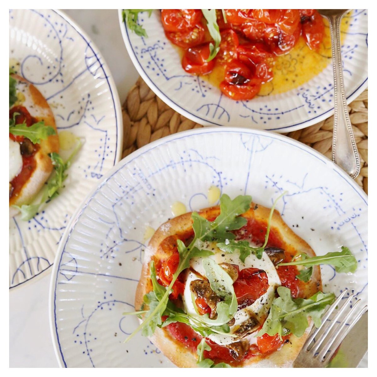 RoyalBoch's tweet photo. Have a nice evening. Photo credits and recipe @charlotte_collard.

#dinnertime #copenhague #dinnerware #plates #ceramics #pizzatime #pizza #charlottecollardrecipes #repost #photo #royalboch #boch #since1841 https://t.co/L2M1OTtoje