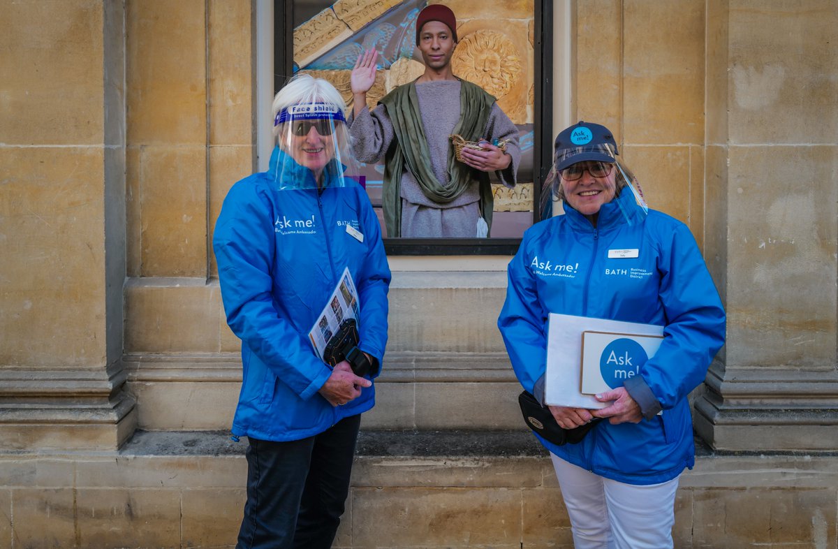 townieroy's tweet photo. @TotalBath @visitbath @bathlive @BathLifeMag @bathnes One of the best ideas for years, these citizens helping visitors . https://t.co/QPe4cdSoBX