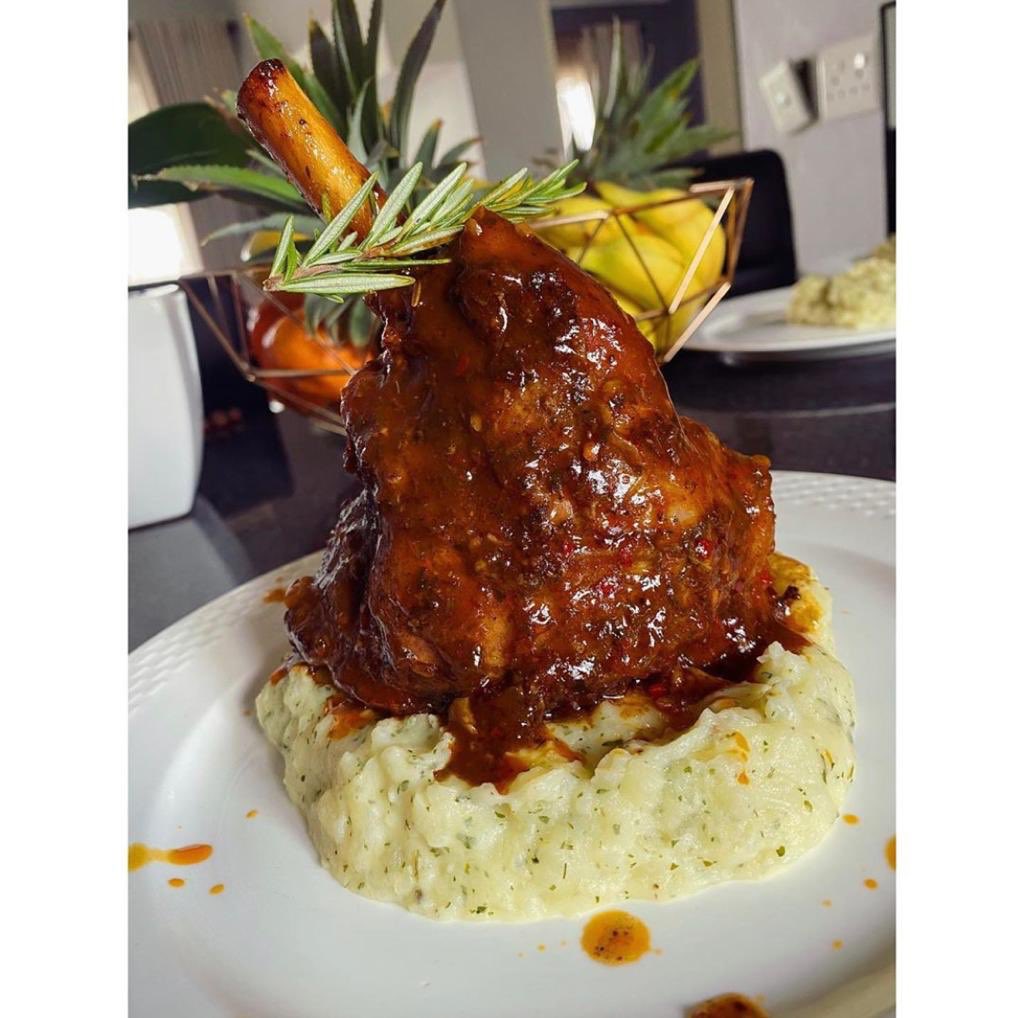 Hi Friends, please help me promote my friend’s business 🙏🏽 

She is a cook, based in Midrand and has just opened her new place to serve all her delicious meals 😁 

Puli’s Kitchen is in Shantytown, corner lever and olifantsfontein road. Please RT 🙏🏽 #GirlTalkZA